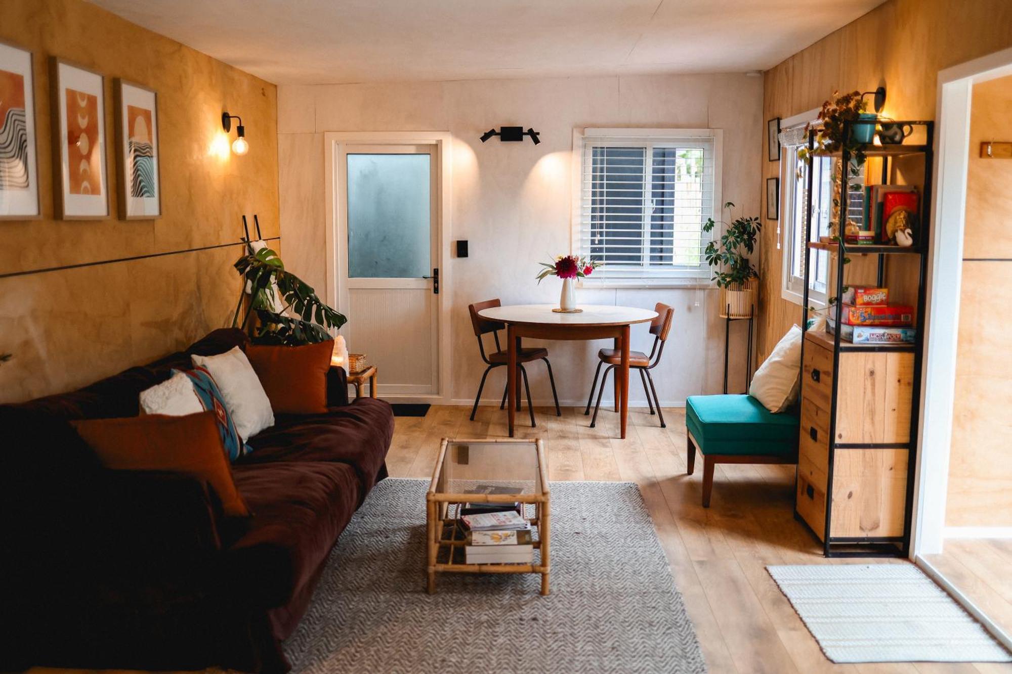 Kaitake Kabana - Unique, Off-Grid, Studio Retreat Oakura Esterno foto